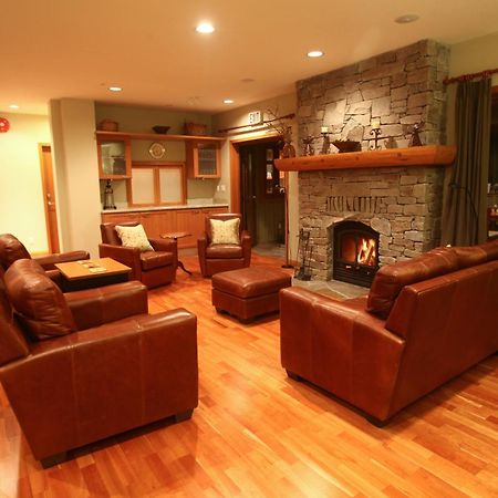 Whistler Alpine Chalet Retreat & Wellness Villa Exteriör bild