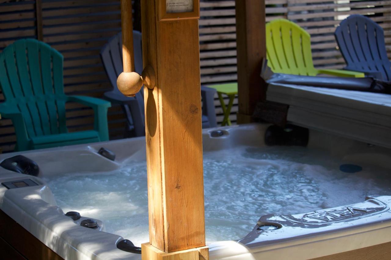 Whistler Alpine Chalet Retreat & Wellness Villa Exteriör bild