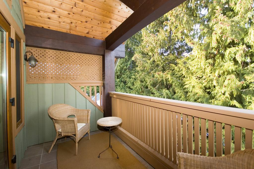 Whistler Alpine Chalet Retreat & Wellness Villa Exteriör bild