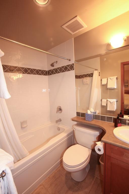 Whistler Alpine Chalet Retreat & Wellness Villa Rum bild